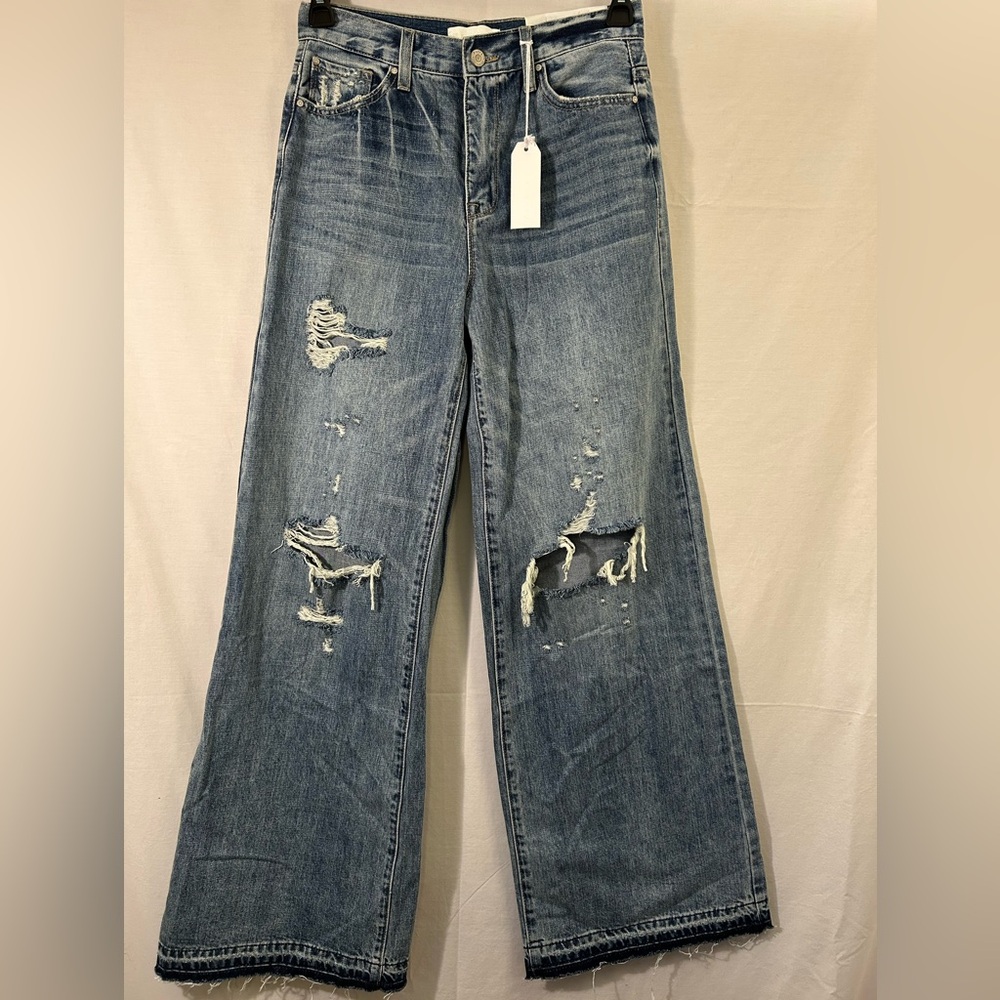 Petra153 Vintage Inspired High Rise Distressed Flare Leg Jeans Size 5/26